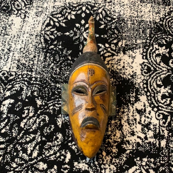 African mask